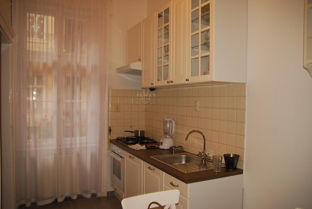 Balazs Apartment - Oktogon Budapeşte Dış mekan fotoğraf